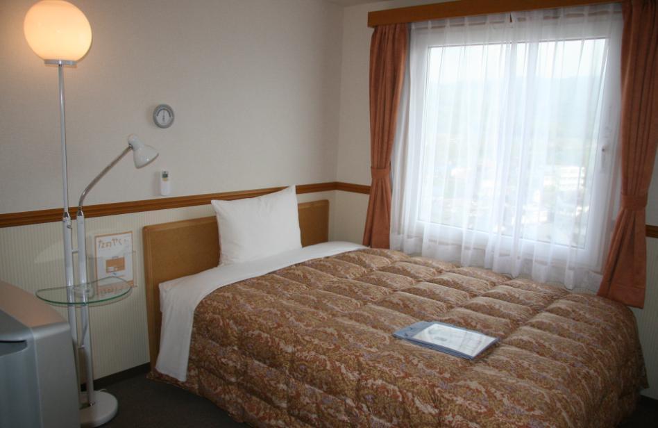 Toyoko Inn Higashi-Hiroshima Saijo Ekimae Bilik gambar